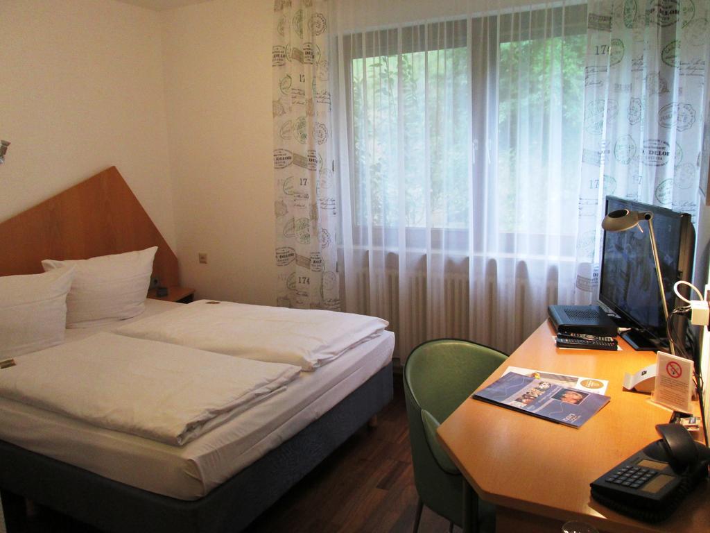 Hotel & Restaurant Kaiser Superior 赫伦贝格 外观 照片